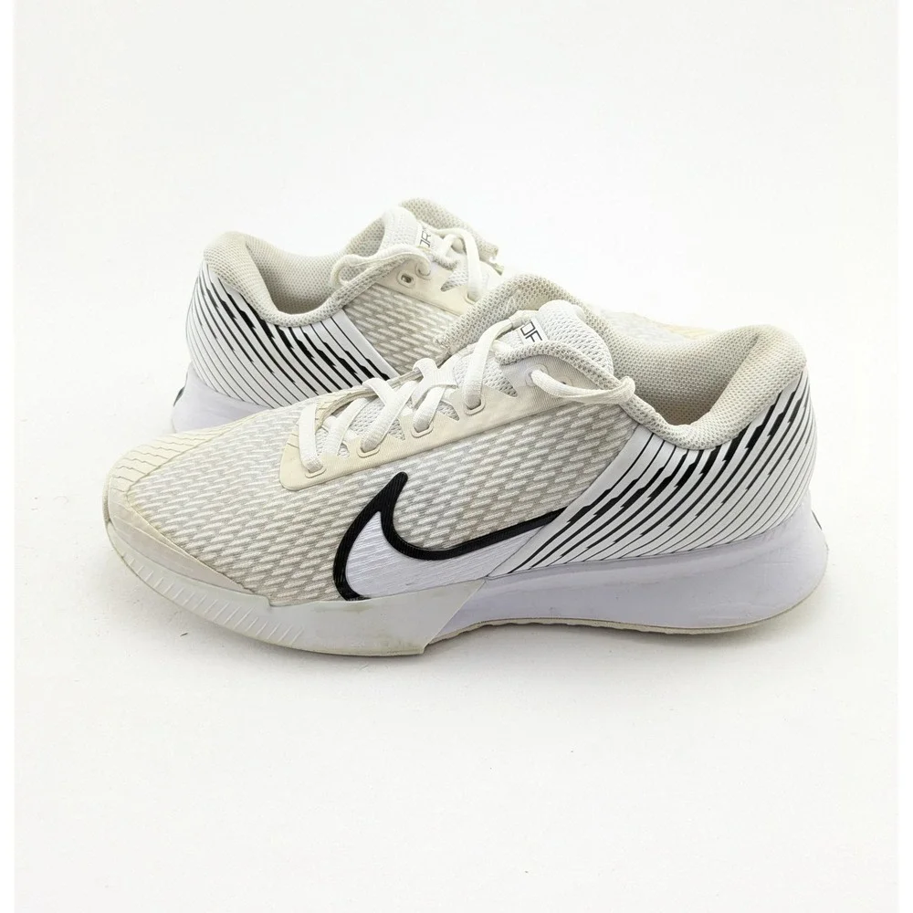 Womens Nike Court‎ Air Zoom Vapor Pro 2 White Tennis Shoes DR6192-101 Size 9